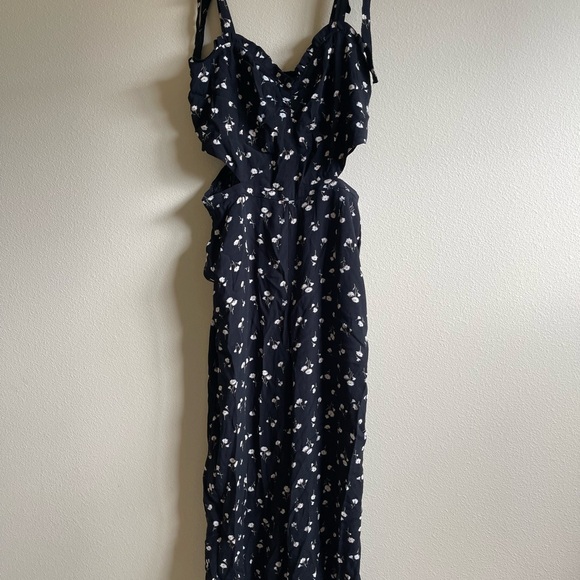 Floral Navy cutout jumpsuit - Picture 1 of 5